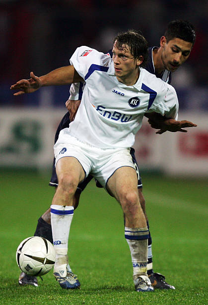 平的足球盛 平的足球盛