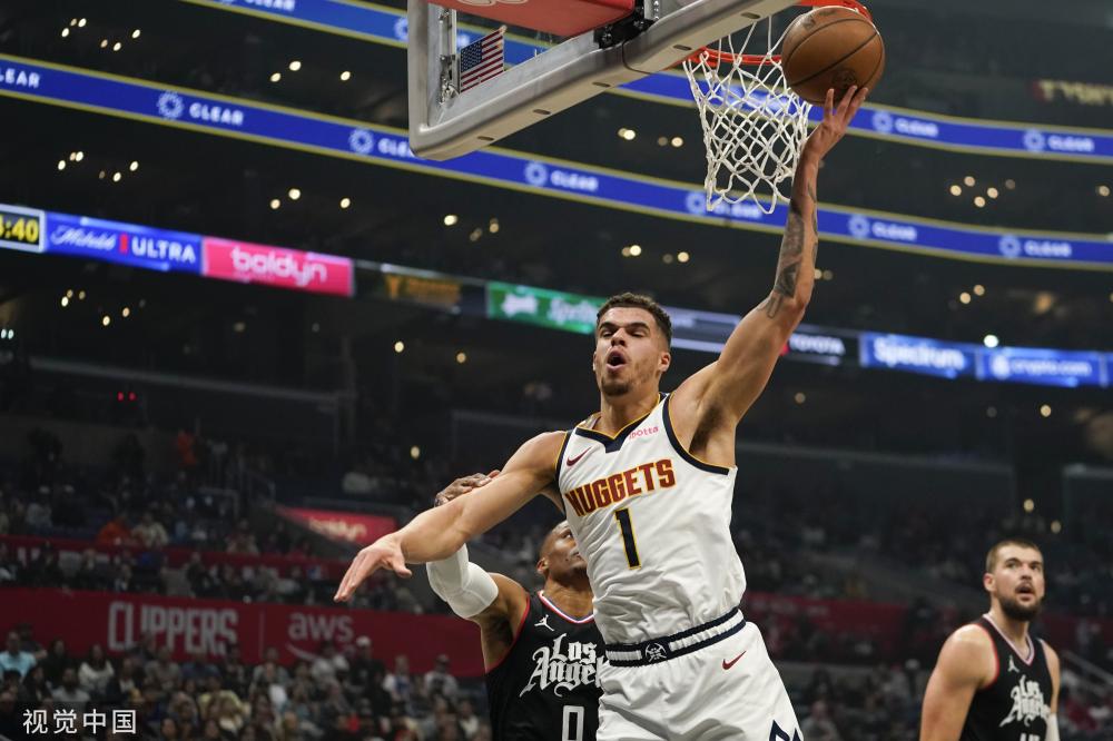 能掀起轩然 能掀起轩然